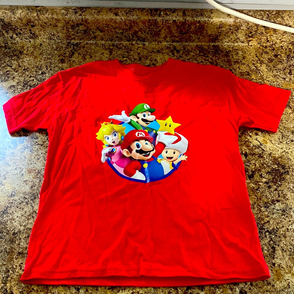 Super Mario T-Shirt - Red